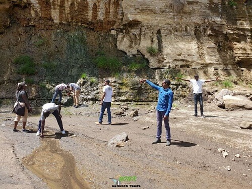 what to do at hell's gate
